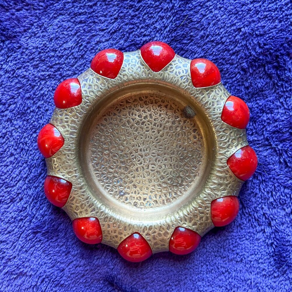 Vintage Fisher Jewel Tray / Red Agate Marbles / Hammered Brass